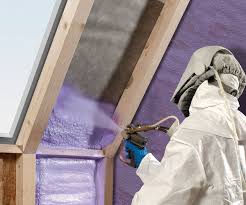 Professional Insulation Services in Country Club Hills, MO